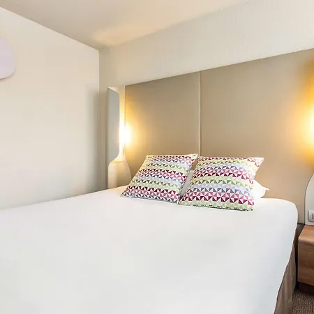 Hotell Campanile Paris Cdg Airport Villepinte 3*