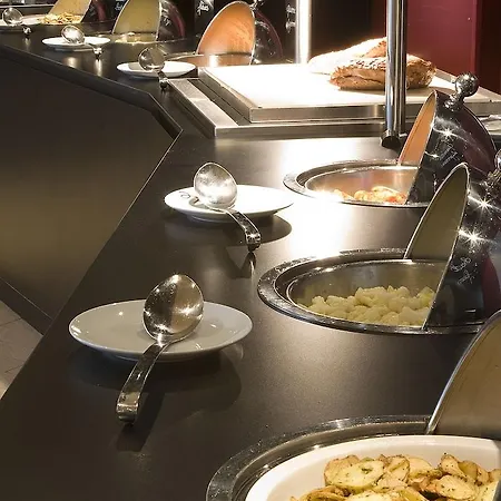 Hotell Campanile Paris Cdg Airport Villepinte 3*