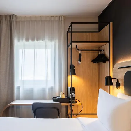 Campanile Prime - - Aeroport Paris Cdg Hotel