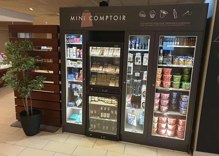 Campanile Paris Cdg Airport Villepinte ホテル 3*